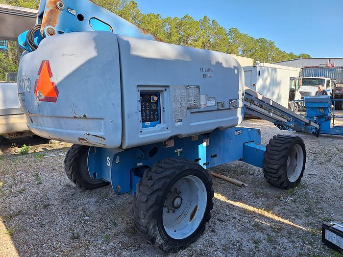 Used 2007 Genie S-60