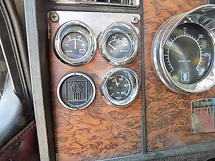 Used 2001 Kenworth T600 Sleeper, CAT C15