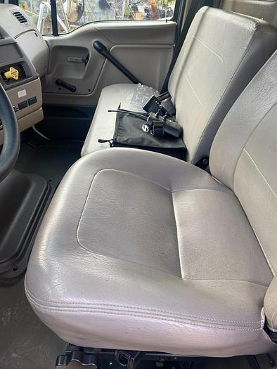 Used 2006 Peterson Mulch Bower Truck