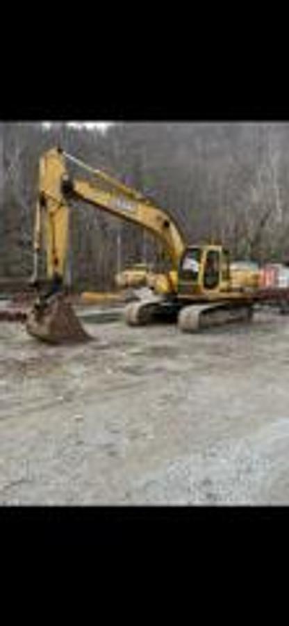 Used John Deere 200LC excavator