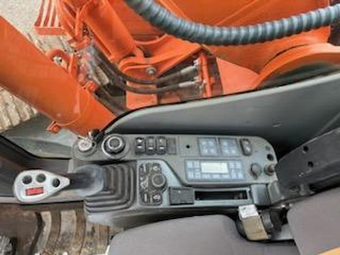 Used 2014 Doosan DX225LC