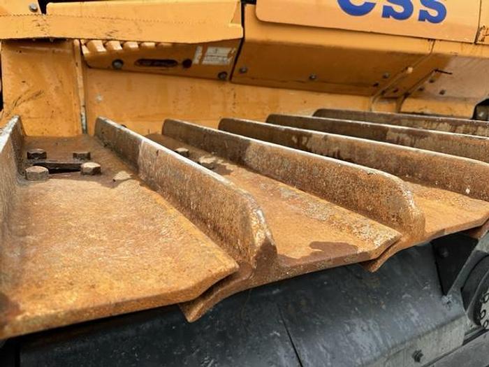 Used 2014 Case 2050M LGP