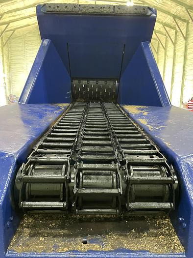 Used 2009 Peterson 4300 micro whole chipper