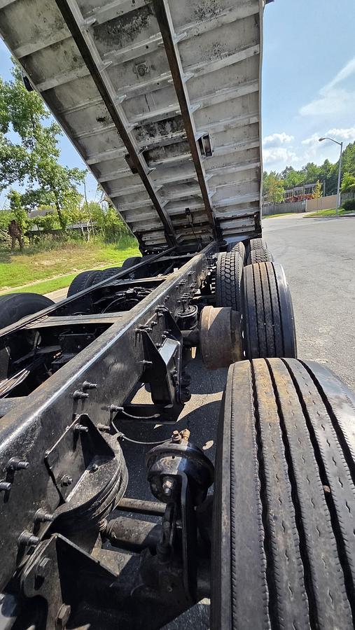 Used 2009 Mack GU713 *** Allison Automatic*** Granite