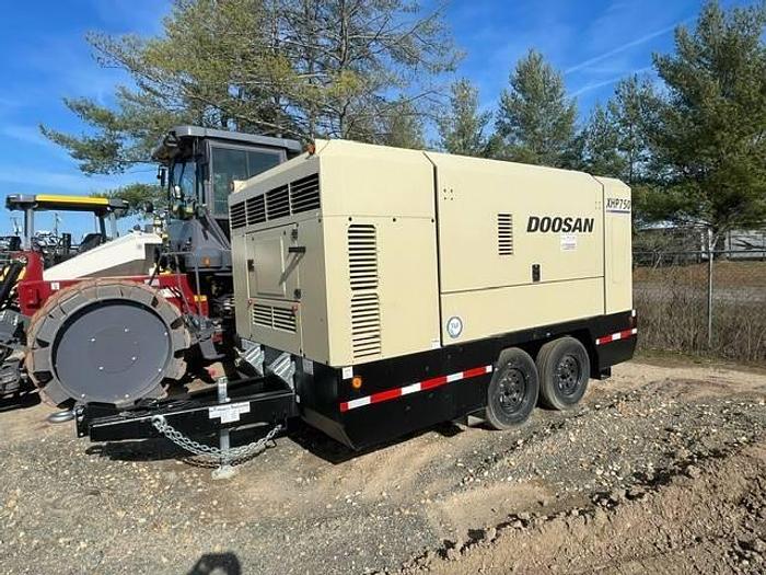 Used 2023 Doosan XHP750WCU-T4