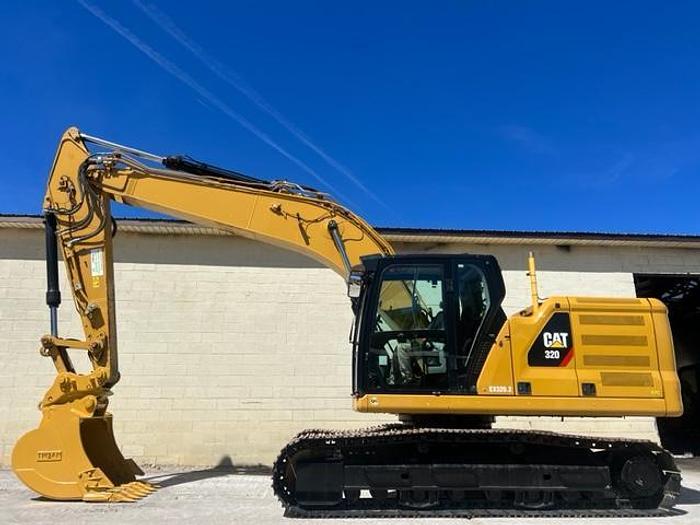 Used 2018 CATERPILLAR 320