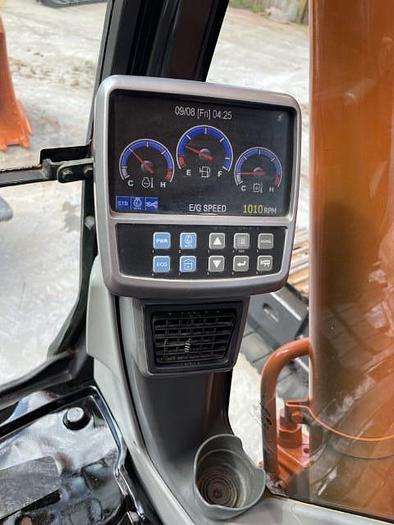 Used 2017 Doosan DX225LC