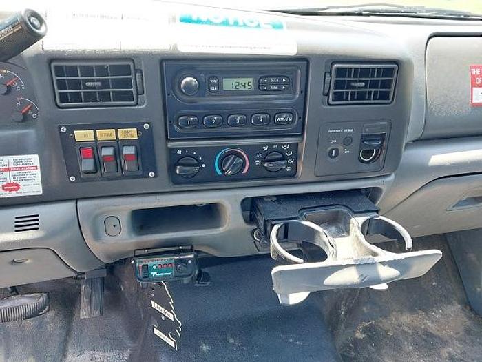 Used 2004 Ford F450 Altec Bucket Truck