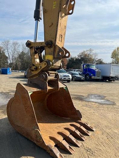 Used 2015 CATERPILLAR 329FL
