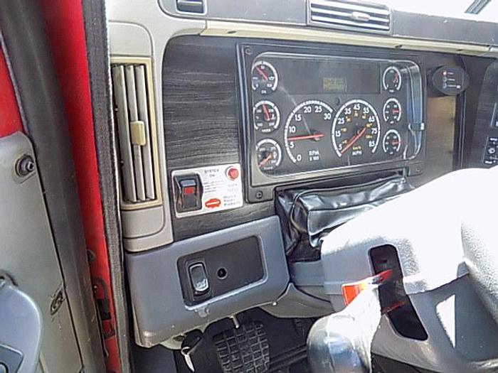 Used 2007 Freightliner Columbia 120, CAT C13