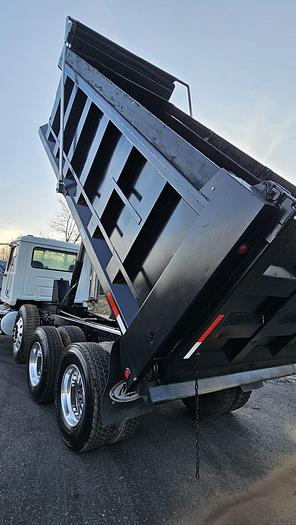 Used 2005 Mack *** ALLISON AUTOMATIC *** CV713 Granite