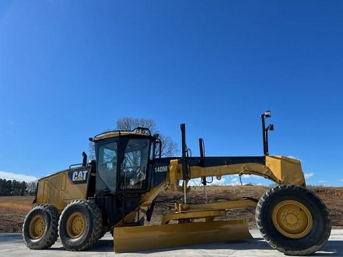 Used 2008 Caterpillar 140M