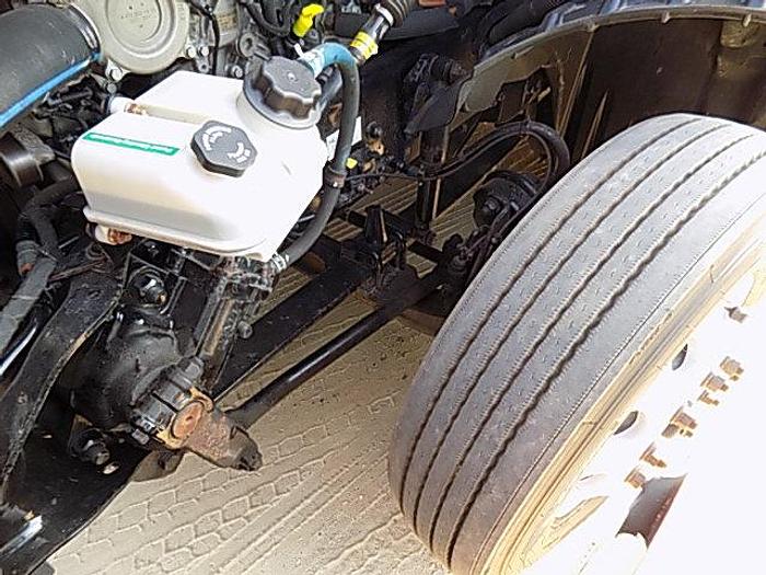 Used 2019 Freightliner Cascadia 126 **Automated Transmission**