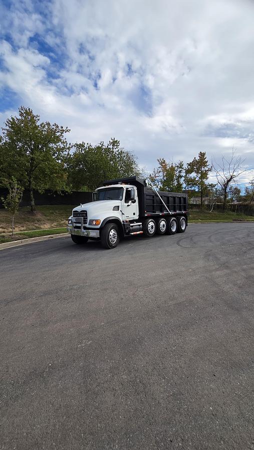 Used 2006 Mack *** ALLISON AUTOMATIC *** CV713 Granite