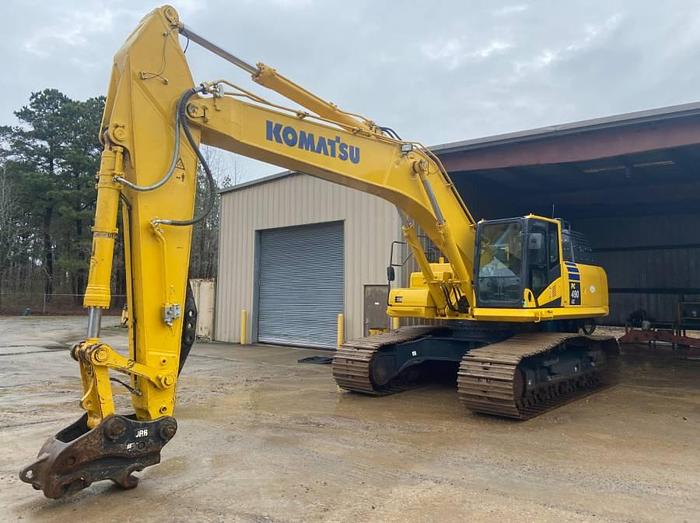 Used 2022 Komatsu PC490LC-11