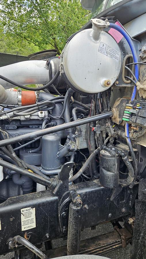 Used 2005 Mack *** ALLISON AUTOMATIC *** CV713 Granite