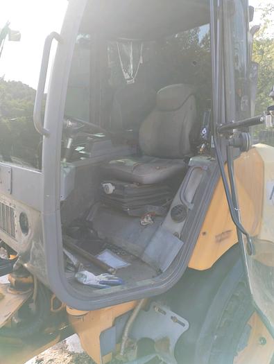 Used 2000 Volvo D20L PART Machine