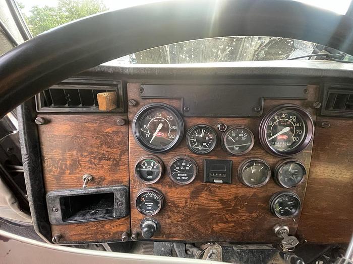 Used 1989 Peterbilt 379