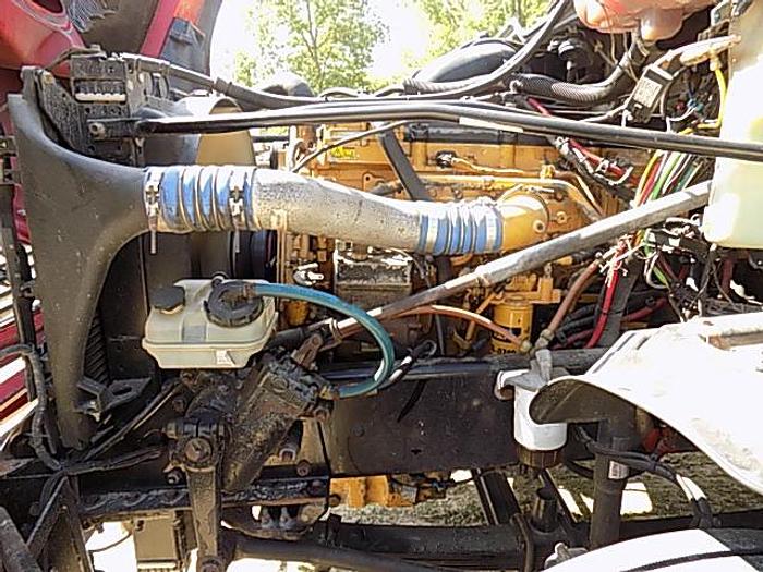 Used 2007 Freightliner Columbia 120, CAT C13