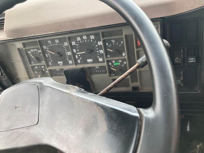 Used 1997 International 4900 Dump Truck