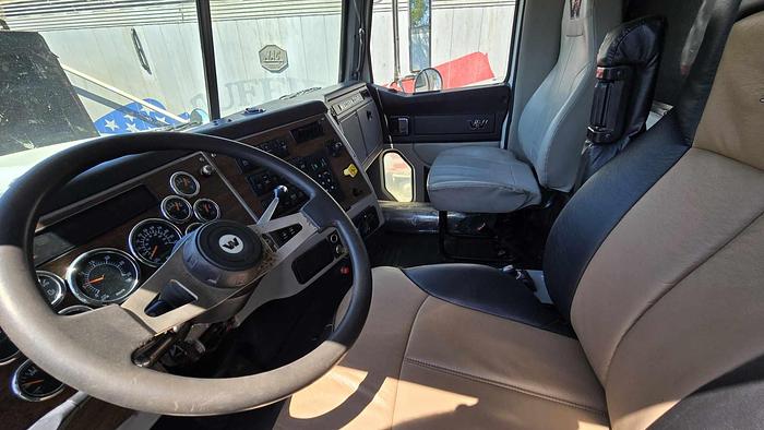 Used 2017 Western Star *** ALLISON AUTOMATIC *** 4900FA