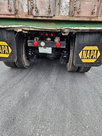 Used 2005 Mack CV713 Granite