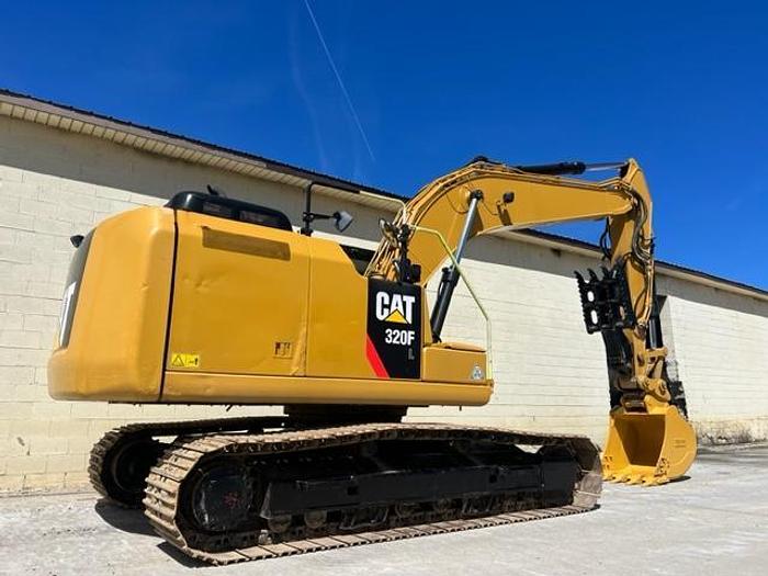 Used 2017 Caterpillar 320FL