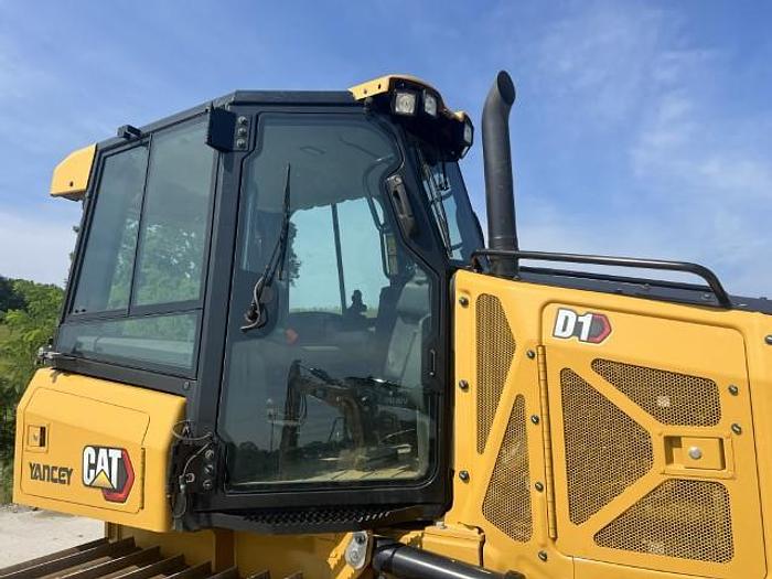 Used 2023 CATERPILLAR D1 LGP