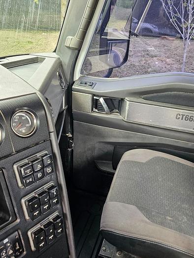 Used 2012 CAT ALLISON AUTOMATIC CT660 *ALLISON AUTO*