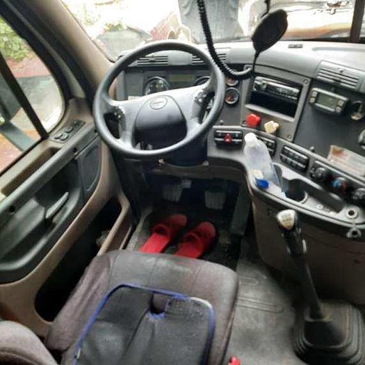 Used 2014 Freightliner Cascadia 125