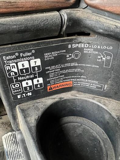 Used 2000 Freightliner FLD112SD