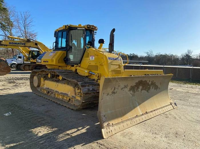 Used 2022 Komatsu D71PXI-24