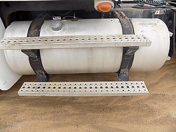 Used 2007 Freightliner Columbia 120, Detroit 60 Series