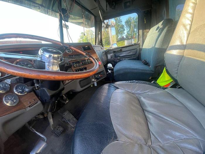 Used 2000 Western Star 4900 Dump Truck