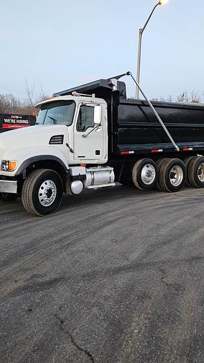 Used 2007 Mack *** ALLISON AUTOMATIC *** CV713 Granite