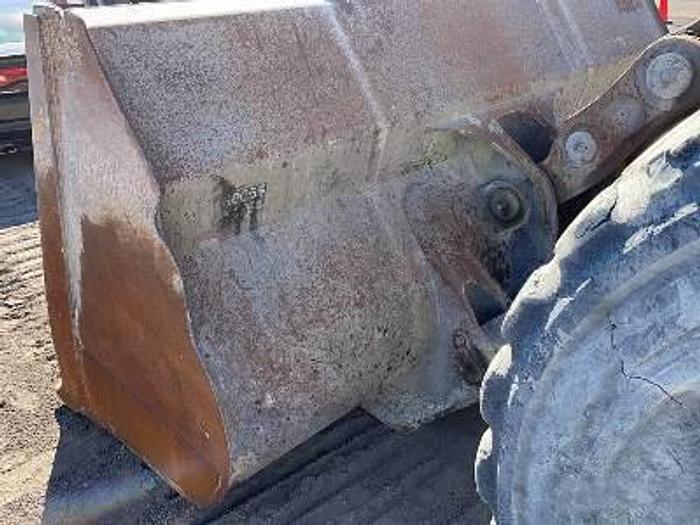 Used 2008 Volvo L220F