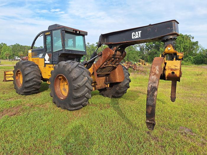 Used 2011 CATERPILLAR 525C