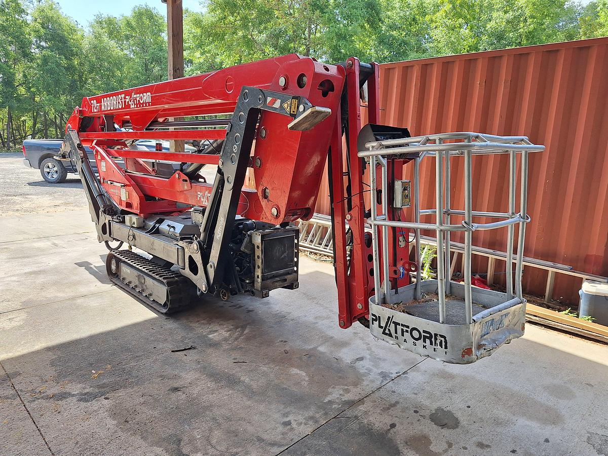 Used 2016 Platform Basket PB 22.10