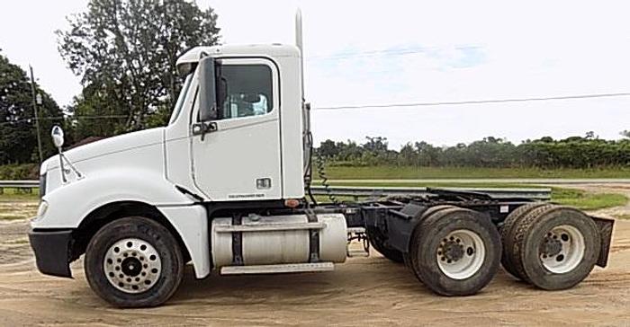 Used 2007 Freightliner Columbia 120, Detroit 60 Series