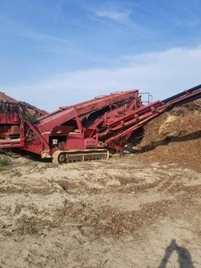 Used I HAVE TWO UNITS 2006 CEC / Extec S-148/ S-155 WILL  NEED SOME WORK