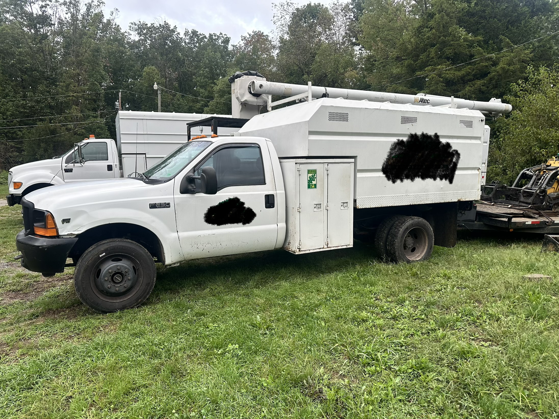 Used 2001 Ford F450 Chip Truck