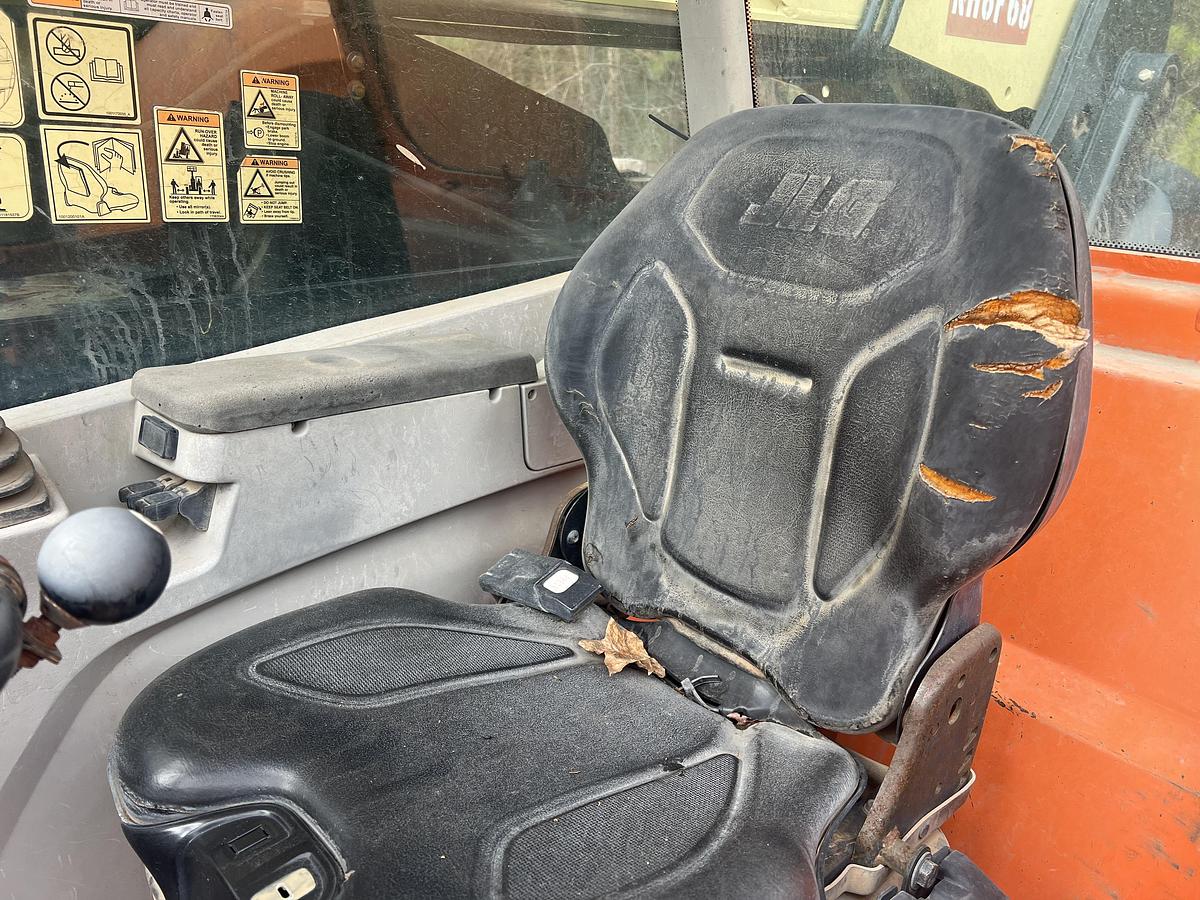 Used 2015 JLG Telehander 1255