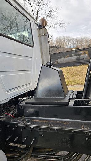 Used 2007 Mack CV713 Granite