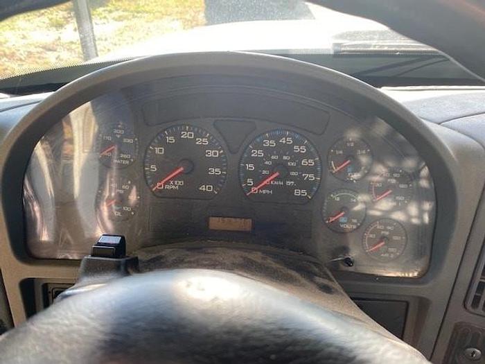 Used 2005 International 4300SBA