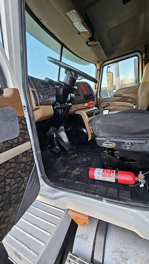 Used 2005 Mack *** ALLISON AUTOMATIC *** CV713 Granite