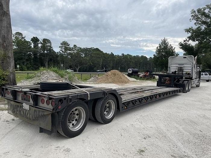 Used 2011 Fontaine Detach Low Boy Renegade LX40