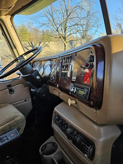 Used 2005 Mack *** ALLISON AUTOMATIC *** CV713 Granite