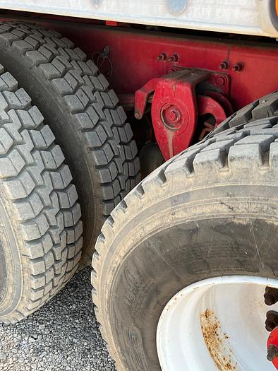 Used 2002 Freightliner FL-80