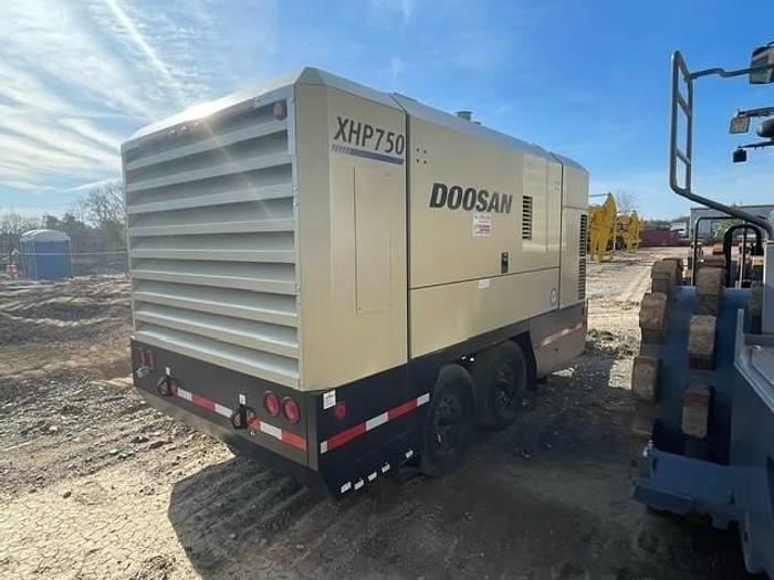 Used 2023 Doosan XHP750WCU-T4