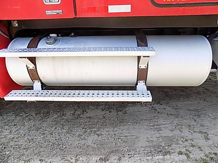 Used 2007 Freightliner Columbia 120, CAT C13